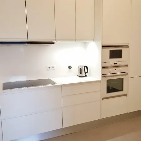 Finestay Santana Lisbon